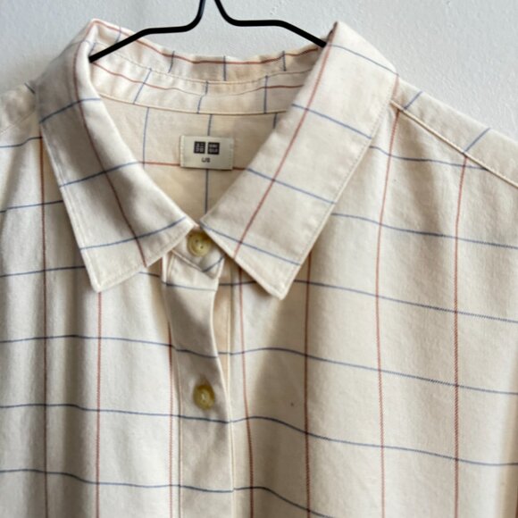 BRAND NEW | UNIQLO SOFT BRUSH BEIGE WHITE PLAID BUTTON SHIRT | SIZE L - Picture 5 of 10